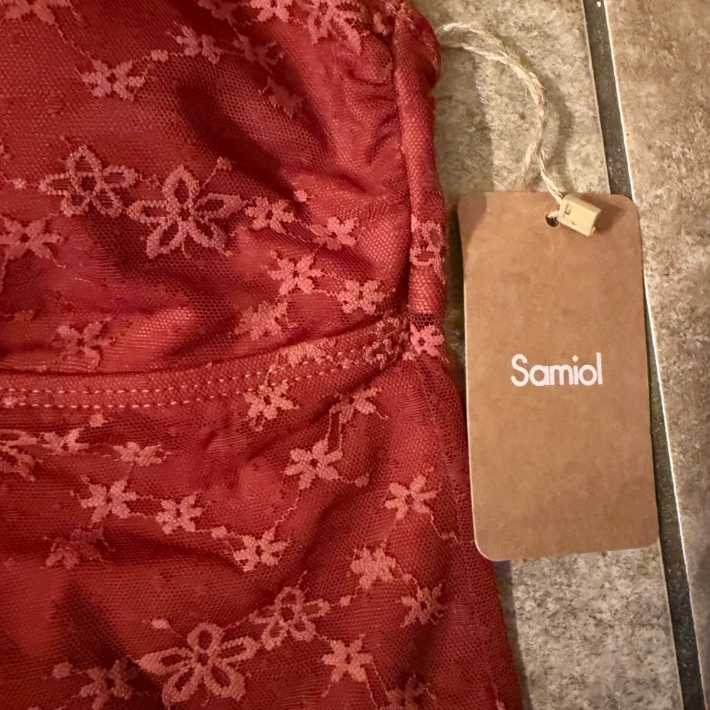 Samiol, NWT,  Red Floral Tankini Set - Picture 3 of 6